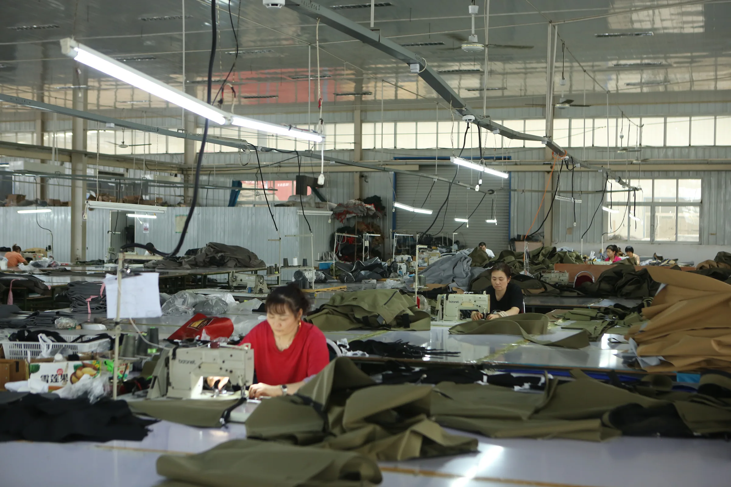 Real Dong Jun tent sewing workshop and production floor