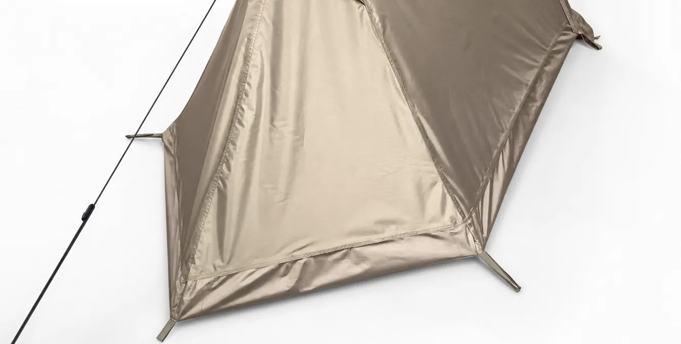Single-Person Field Tent — Seams, connections and groundsheet details