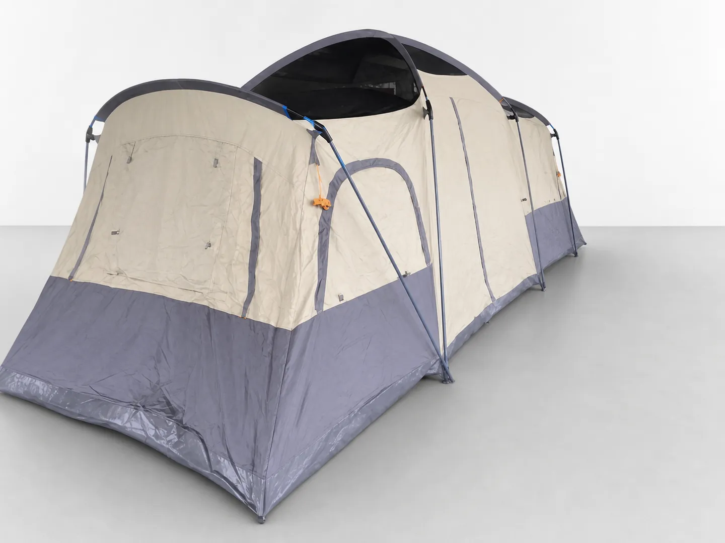 Two-Bedroom and One-Living-Room Family Tent — Additional construction view